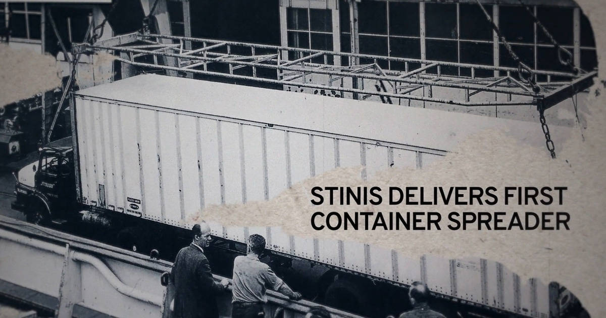 First-container-spreader-Stinis
